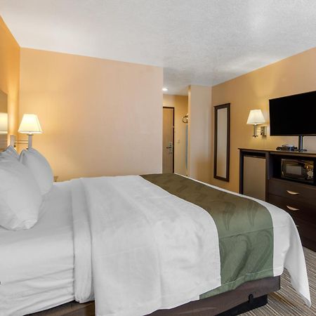 Quality Inn & Suites Albuquerque North Near Balloon Fiesta Park Eksteriør billede