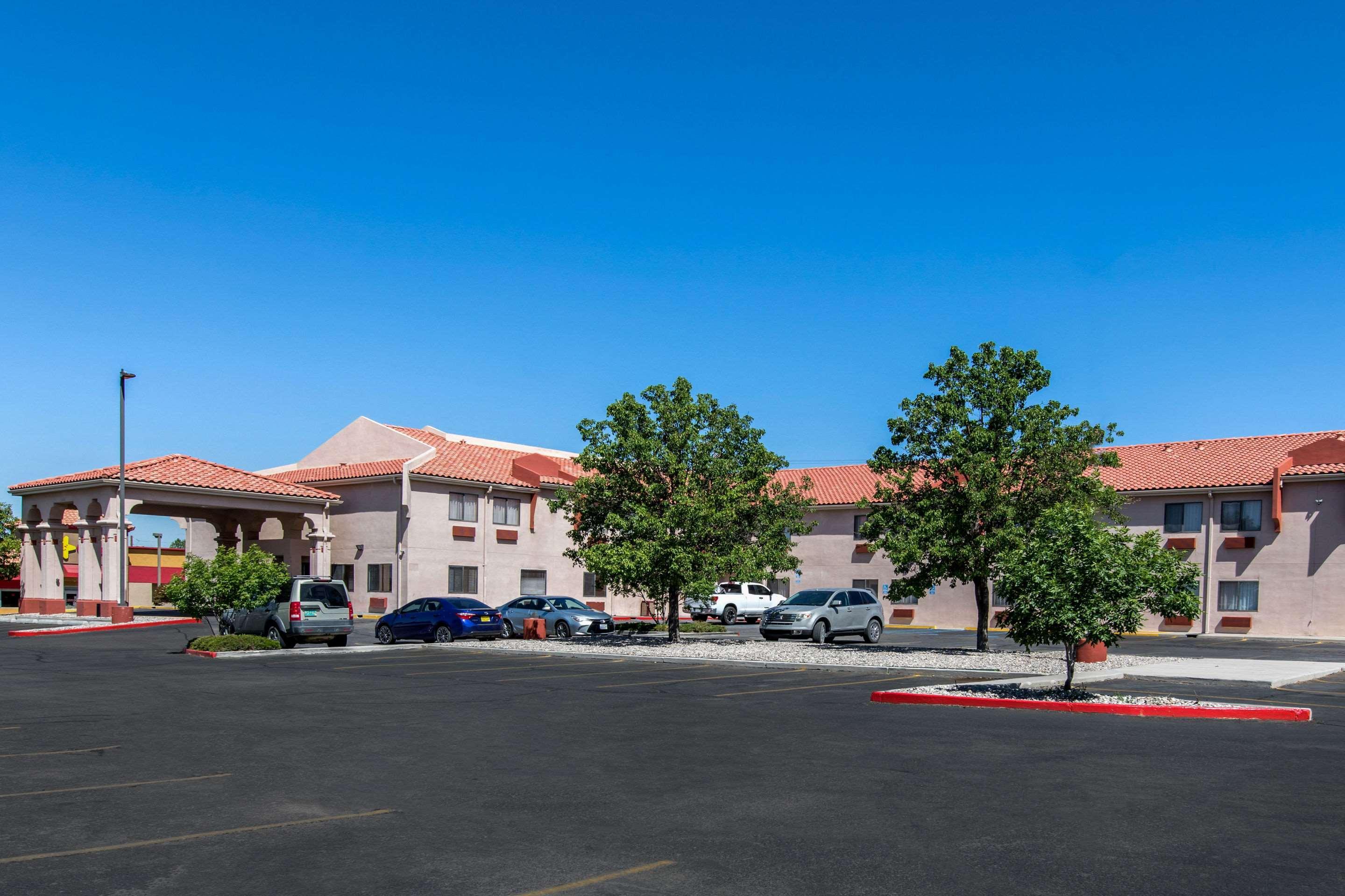 Quality Inn & Suites Albuquerque North Near Balloon Fiesta Park Eksteriør billede